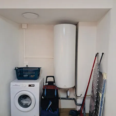 Maison Au Cœur Du Village De - 3 Chambres, 6personnes Hébergement de vacances