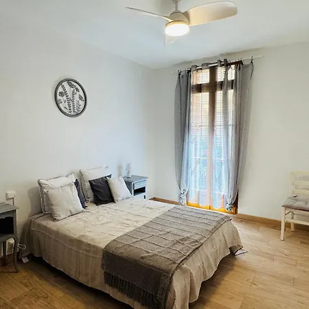 Maison Au Cœur Du Village De - 3 Chambres, 6personnes