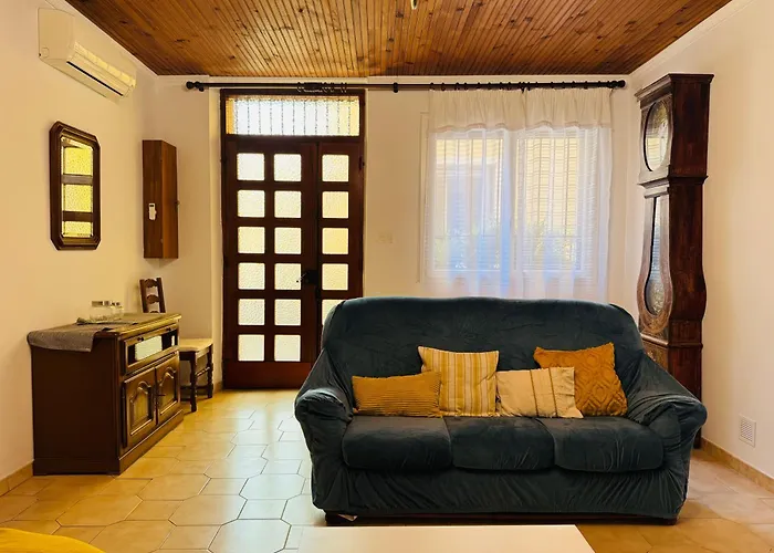 Maison Au Coeur Du Village De - 3 Chambres, 6personnes 펜션 Sérignan
