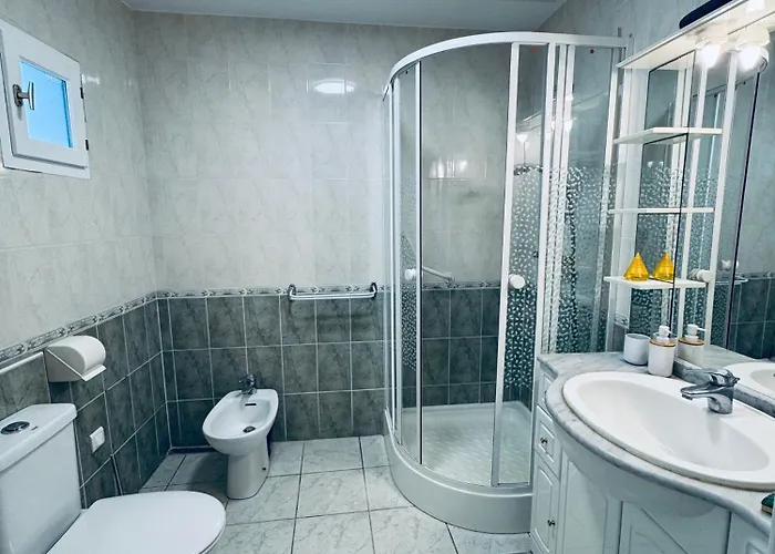 Maison Au Coeur Du Village De - 3 Chambres, 6personnes 펜션 Sérignan